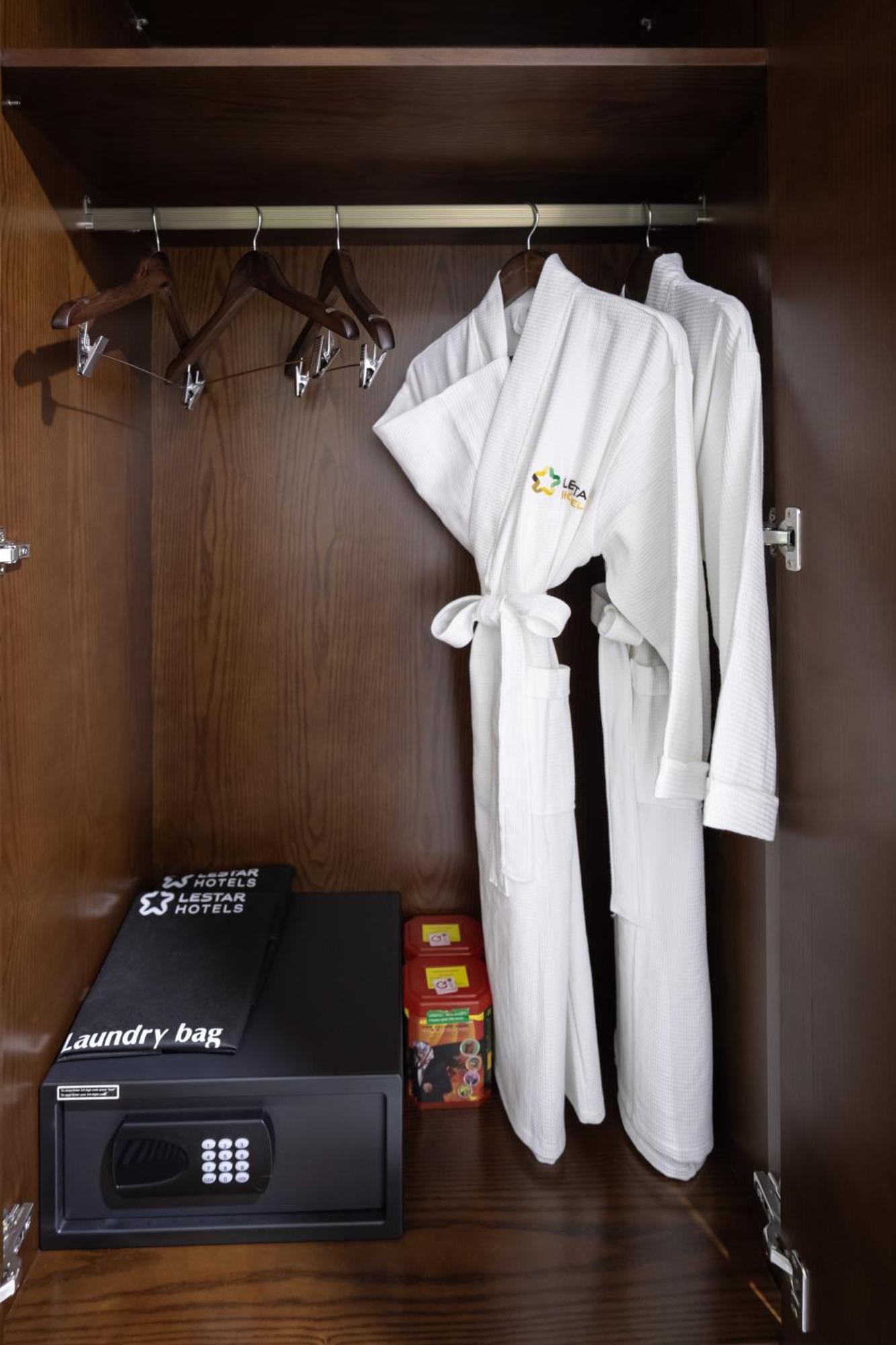 Lestar Hotel Hanoi Zewnętrze zdjęcie
