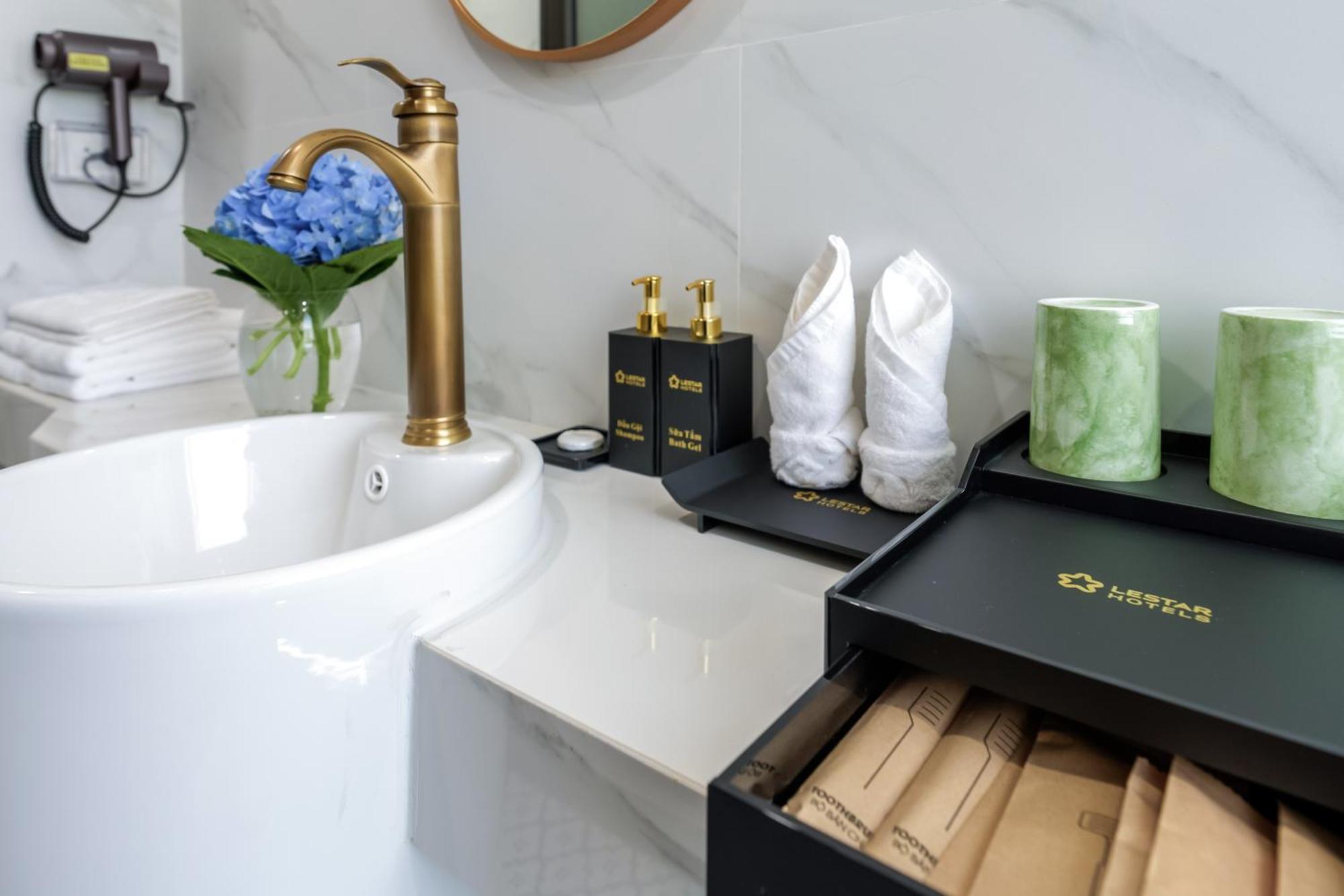 Lestar Hotel Hanoi Zewnętrze zdjęcie